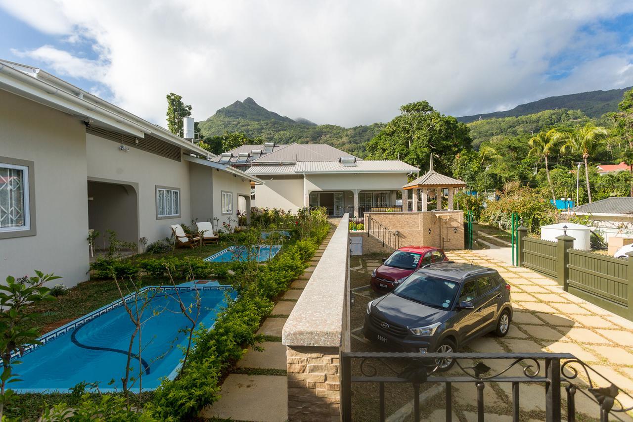 Beau Vallon Villa Chalets Exterior photo