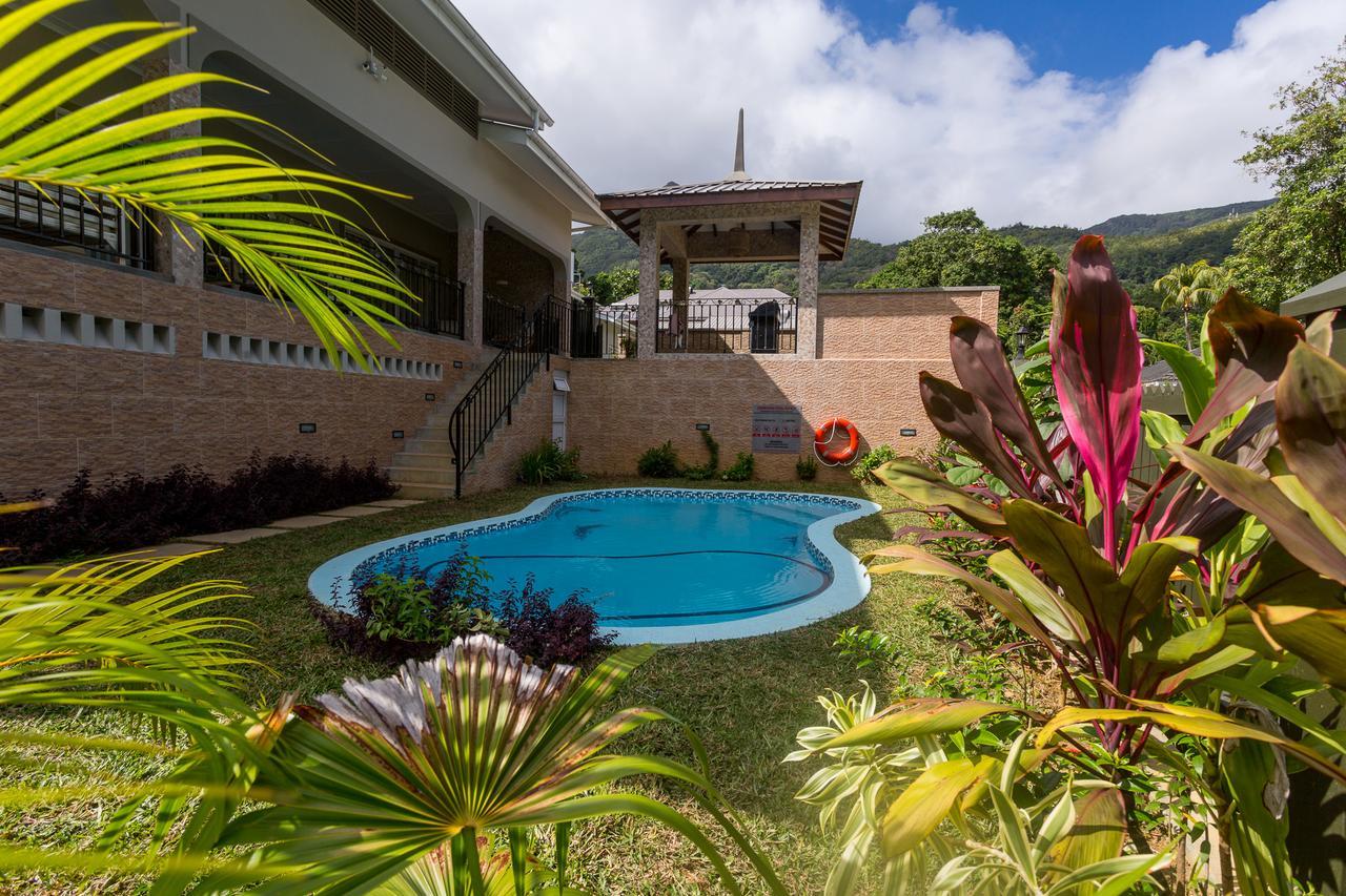 Beau Vallon Villa Chalets Exterior photo